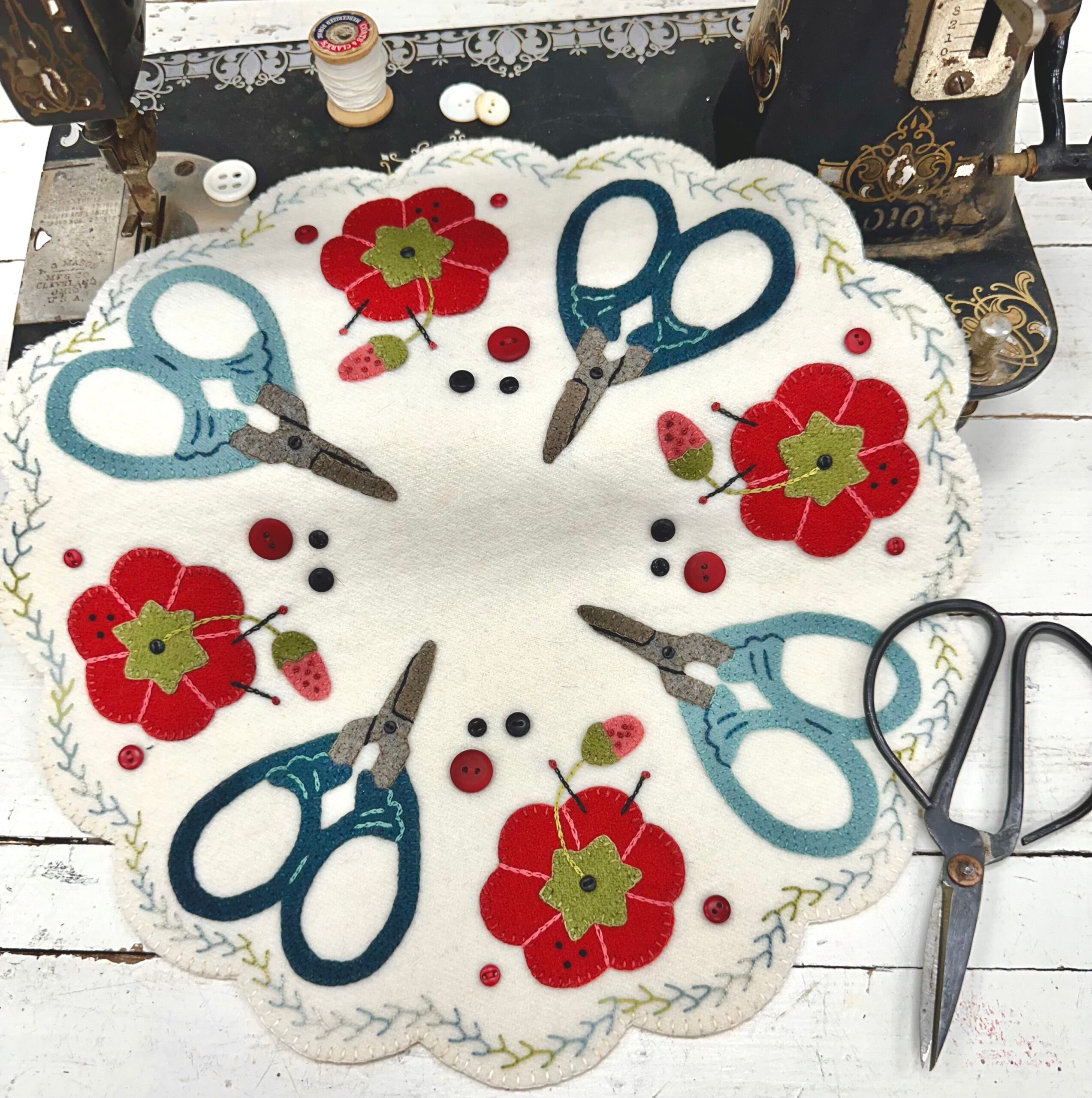 Featured image for “Wool applique mat with Buttermilk Basin”